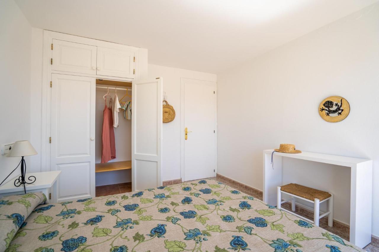 Apartamentos Marcelino - Formentera Break Es Pujols Εξωτερικό φωτογραφία